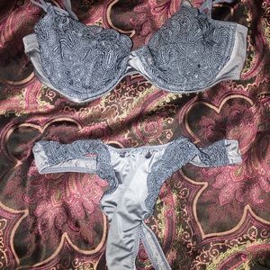 Victoria’s Secret set